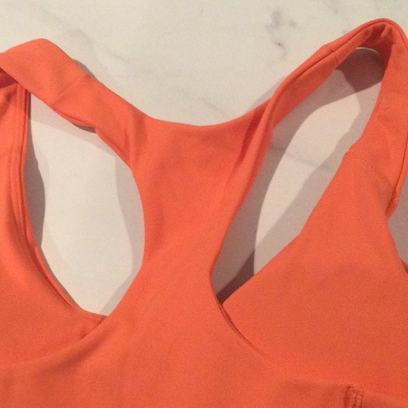 Old Navy Active Powersoft orange bra, medium - Picture 4 of 4